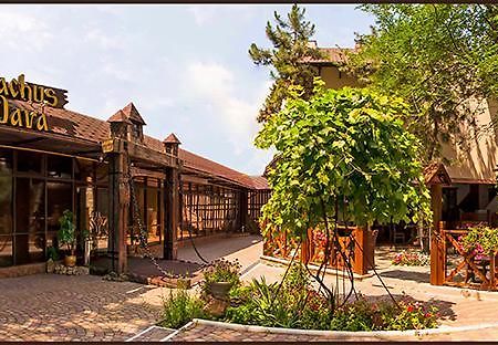Hotel Bachus Kişinev Dış mekan fotoğraf